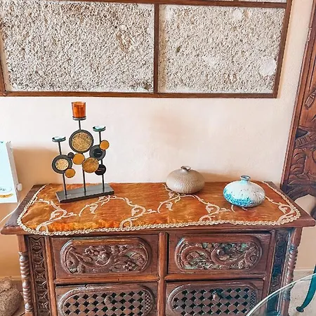 アパート With Huge Deck Nestled In Marvelous Gardens - Nidos